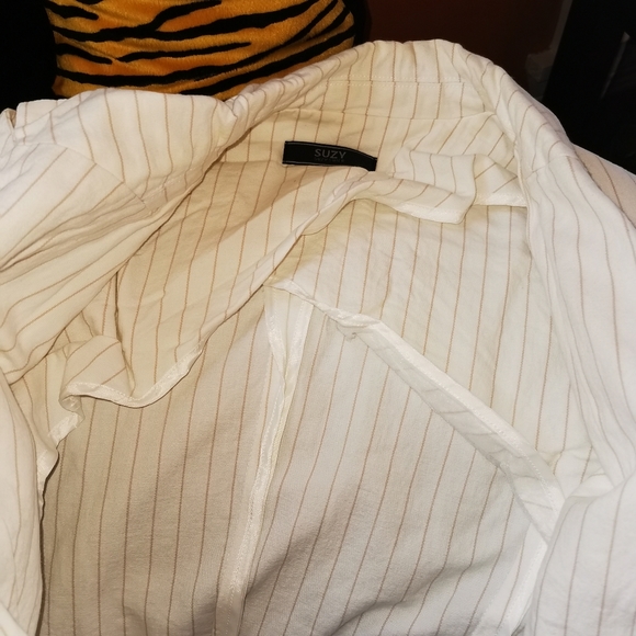 Beautiful tailored jacket and pant set - Picture 2 of 4